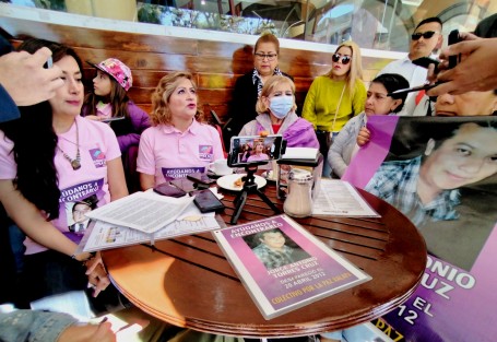 Familiares de desaparecidos en Veracruz se unieron al reclamo nacional de activistas contra la nueva forma de censar desapariciones en el país. Según han acusado, se omiten miles de casos y causa dudas la metodología del Gobierno federal.