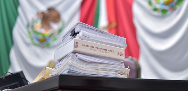 El Pleno de la LXVI Legislatura aprobó el Decreto de Presupuesto de Egresos del Gobierno del Estado de Veracruz para el año 2024, con lo cual queda aprobado el ejercicio de 163 mil 133 millones 934 mil 679 pesos.