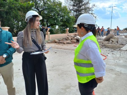 ¨Funcionarios del IVEC, y ayuntamiento de Xalapa, acompañados por personal responsable de las obras, guiaron en un recorrido, a los medios de información para explicar las obras que se realizan en El Ágora de la Ciudad y la Sala Dagoberto Guillaumín, del Teatro del Estado. 