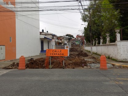La obra de la calle Independencia, todavía con mucho por hacer. 