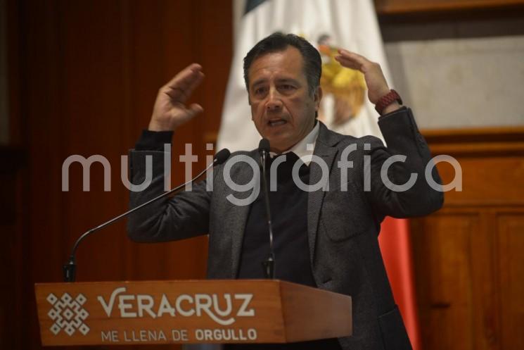Durante la primera conferencia de este año, el gobernador Cuitláhuac García Jiménez se congratuló porque también se logró que no se incrementara el promedio de tres homicidios diarios. 