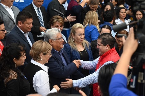 En el lugar se vieron caras de la política veracruzana, poco vistas desde hace un tiempo.