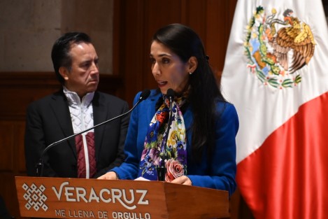 La fiscal general Verónica Hernández Giadans, informó sobre  los avances en las investigaciones de los hechos suscitados el 8 de diciembre del 2023 en el municipio de Camerino Z. Mendoza. 