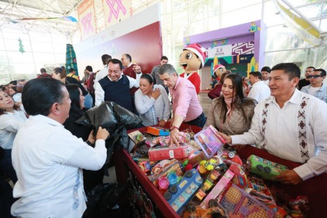 Con un evento llevado a cabo en el Museo Kaná, se concluyó la colecta Dona un juguete, dona amor, organizado por la SEV, que tiene el propósito de llevar obsequios a niñas y niños de zonas vulnerables de la entidad.