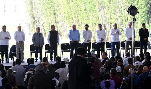 El presidente Andrés Manuel López Obrador estuvo de visita en Río Blanco este domingo 7 de enero, conmemorando el 117 aniversario de la represión y masacre de obreros, con lo cual se desató la inconformidad que dio  inicio a la Revolución Mexicana. 