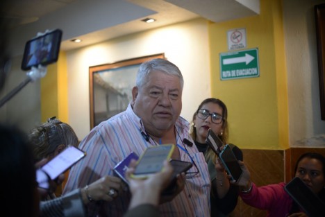 El precandidato de MORENA al Senado, Manuel Huerta, refutó las acusaciones de la oposición, sobre  una presunta cargada del Gobierno de Veracruz hacia la precandidata de MORENA Rocío Nahle.