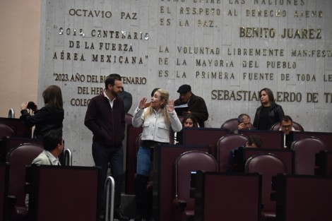 Excelente ambiente de trabajo, con justa razón las curules son tan codiciadas. 