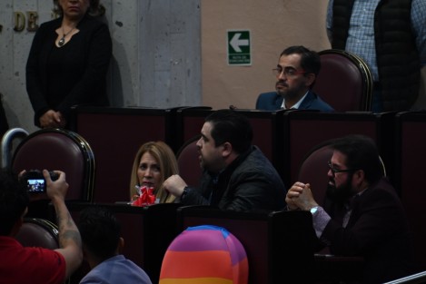 Excelente ambiente de trabajo, con justa razón las curules son tan codiciadas. 