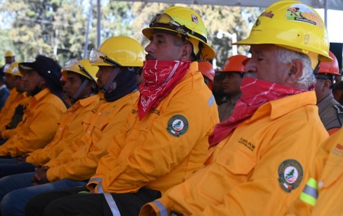 Gracias a las tareas de prevención y combate dirigidas por el Comité Estatal de Manejo del Fuego, el año pasado registró 18.9 por ciento menos incendios forestales y 3.4 en disminución de zonas afectadas con respecto a 2022, dio a conocer el gobernador Cuitláhuac García Jiménez.