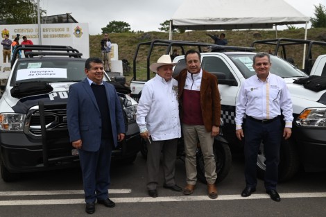 Así como Huatusco, Hueyapan, Isla, Ixtaczoquitlán, Las Choapas, Martínez de la Torre, Minatitlán, Misantla, Nanchital, Ozuluama, Pánuco, Papantla, Paso de Ovejas, Playa Vicente, Poza Rica, Pueblo Viejo, Puente Nacional, Río Blanco, San Andrés Tuxtla, Santiago Tuxtla, Tamiahua, Tierra Blanca, Tihuatlán, Tlapacoyan, Tres Valles, Tuxpan, Xalapa y Xico.
