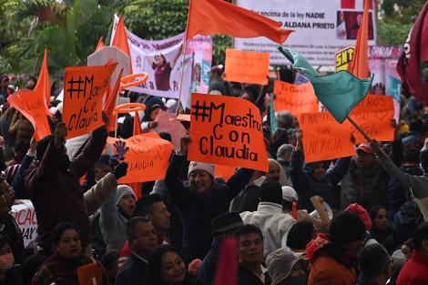 La precandidata de Morena a la Presidencia de la República, Claudia Sheinbaum, estuvo en Poza Rica, en lo que fue uno de los cierres de precampaña en el país. Estuvo acompañada de la precandidata de ese partido a la gubernatura de Veracruz, Rocío Nahle, así como del precandidato al Senado, Manuel Huerta.