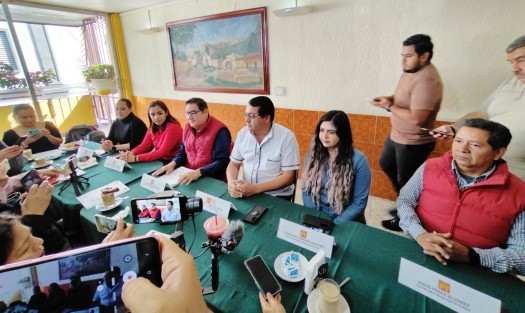 El Partido del Trabajo (PT) apoyará el paquete de reformas que presentará el presidente Andrés Manuel López Obrador, el próximo 5 de febrero. Dicho paquete ha puesto nerviosos a los corruptos de la extrema derecha, toda vez que, incluye la desaparición casi todos los Órganos autónomos, excepto el de Derechos Humanos, se leyó en boletín de prensa en conferencia del PT Estatal. 