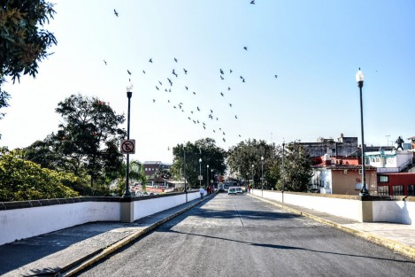 Como parte del Programa General de Inversión (PGI) 2024, el Ayuntamiento emitió la licitación para realizar ocho obras entre las que destacan la construcción de colectores pluviales y la pavimentación con concreto hidráulico de calles como la avenida Adolfo Ruiz Cortines, Dr. Rafael Lucio y Circuito Presidentes. 