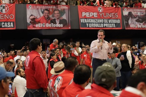 Priistas se congregaron este sábado en Xalapa, para la toma de protesta a  los nuevos comités municipales y delegados distritales. Presentes los dirigentes estatal,  y nacional y el candidato a la gubernatura. 