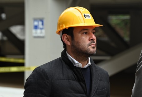 El gobernador Cuitláhuac García Jiménez, en compañía  de los titulares de SEFIPLAN y SEV, realizaron una conferencia de prensa para hablar de los avances en el nuevo Nido del Halcón.  