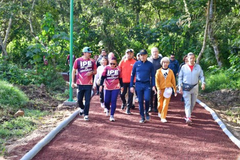 El Gobernador del Estado Ing. Cuitláhuac García Jiménez, la Directora General del Instituto Lic. Daniela Griego Ceballos y las representaciones sindicales integrantes del Consejo Directivo del IPE, inauguraron la segunda etapa del Sendero Garnica, circuito con extensión de 1 km,  pensado para la recreación y el ejercicio de derechohabiencia activa y pensionista.