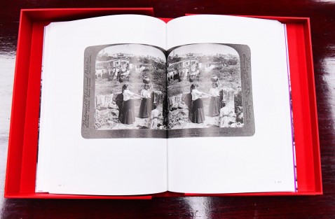 Esta obra contiene más de 70 imágenes bidimensionales y tridimensionales de la vida cotidiana de la antigua Xalapa. 