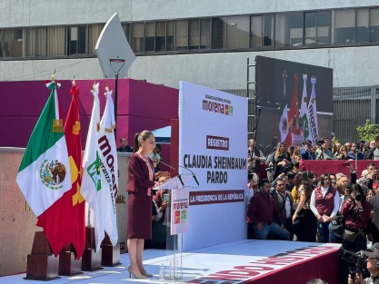 En su discurso invitó a los ciudadanos a participar en este proceso democrático con respeto a la Ley Electoral.