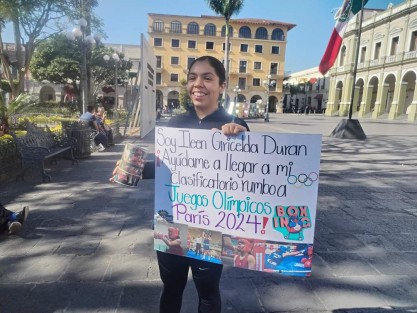La boxeadora cordobesa Ileen Griselda Durán, quien ganó el primer lugar en el Campeonato Nacional, se ve en la necesidad de botear en el centro de la ciudad y vender postres para reunir recursos e irse a participar a Tailandia.