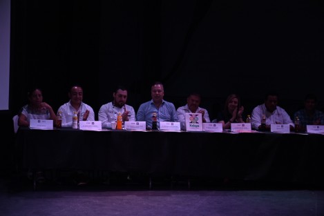 En conferencia de prensa, el regidor Diego David Florescano Pérez expuso que este evento es resultado de la unión de esfuerzos entre sociedad, iniciativa privada y gobierno, lo que contribuye a la reactivación económica y el posicionamiento del turismo gastronómico en Xalapa. 