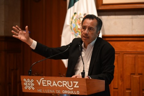 El gobernador  Cuitláhuac García, dijo que el asesinato  de 7 personas en Acultzingo el pasado viernes se debió a una disputa entre los grupos del líder huachicolero Roberto de los Santos de Jesús, alias El Bukanas, y los Zeta Vieja Escuela.
