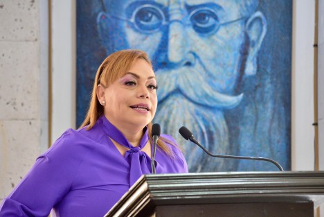 La diputada Verónica Pulido Herrera presentó una iniciativa que reforma los artículos 36, 60 Bis, 60 Quinquies y 72 Ley Orgánica del Municipio Libre para el estado de Veracruz.
