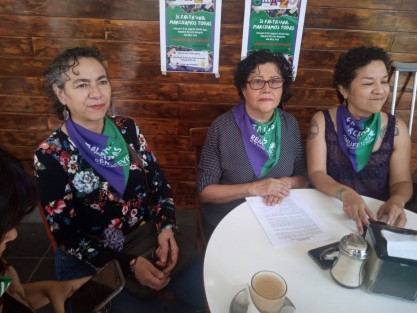 Activistas de la Red de Mujeres Feministas de Veracruz convocan a ciudadanas a unirse a la marcha del 8 de marzo en la Capital veracruzana.