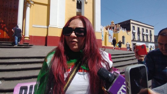 Wendy López realizó su tradicional performance este 8M en Plaza Lerdo, en donde pidió justicia para las mujeres.