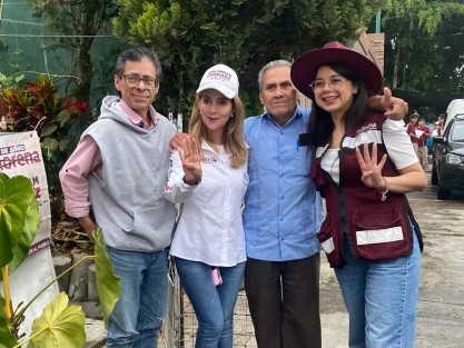 En su día 9 de recorridos por la ciudad de Xalapa, Ana Miriam Ferráez visitó la colonia Lomas Verdes, donde tuvo un cálido recibimiento. 