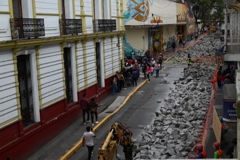 Aunque se había anunciado que los trabajo iniciarían de Juárez, a Altamirano, en realidad se extendieron hasta la calle Tamborrell.