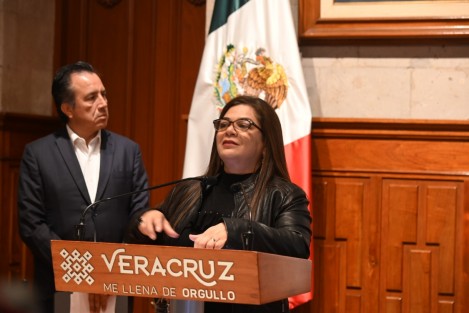 La Secretaría de Cultura (SECVER) presentó el programa de los encuentros Orgullo Veracruzano en Coatepec y las Huastecas, a desarrollar del 15 al 17 de marzo en el Pueblo Mágico y los días 28 y 29 en Pánuco; se trata de eventos de promoción turística mediante pabellones artesanales, encuentros musicales, dancísticos y gastronómicos, que al mismo tiempo servirán de áreas esparcimiento y convivencia familiar.