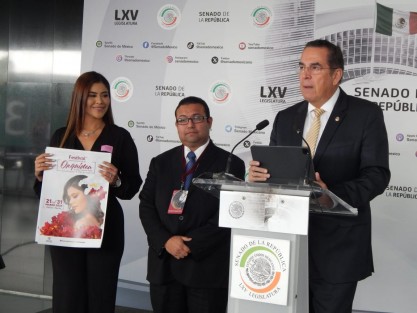 El Senador Ernesto Pérez Astorga resaltó los dos atractivos turísticos simbólicos de Coatepec: café y orquídeas, invitando a las personas a visitar el primer pueblo mágico de Veracruz. 