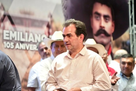 El candidato a gobernador José Francisco Yunes Zorrilla encabezó la firma del Convenio de Alianza para el Rescate del Campo y la presentación de Propuestas para el Sector Agropecuario del estado.