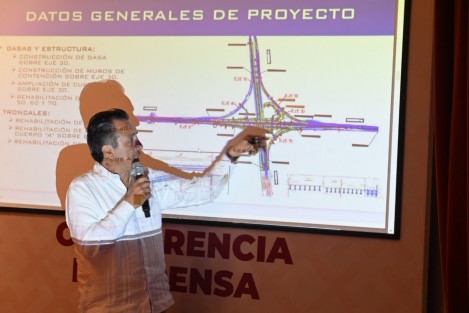 El gobernador Cuitláhuac García Jiménez dio a conocer avances de obras que se realizan en el libramiento a Veracruz, mismas que llevan un avance de 41%.  Imagen