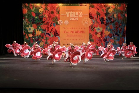 El Festival Folklórico Miguel Vélez Arceo, entre la amplia variedad de espectáculos que este fin de semana se han podido disfrutar en la capital veracruzana. 