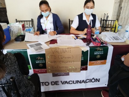 En marcha el Vacunatón en toda la entidad. En Xalapa se puede acudir a los bajos del Palacio de Gobierno donde estará personal de salud toda esta semana.