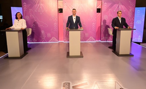 Sin novedades a como se anticipó, el debate entre candidatos a la gubernatura presentó más ataques que propuestas a los veracruzanos. 