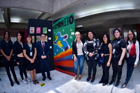 En el lobby del Palacio Legislativo de Veracruz y por invitación de la diputada Nora Jéssica Lagunes Jáuregui, estudiantes de la licenciatura en Diseño Gráfico y Comunicación Visual de la Universidad Euro Hispanoamericana presentaron la segunda edición de la galería pictórica Design Fest, con el tema Arte Urbano.