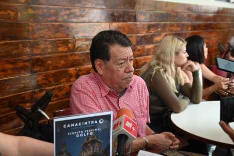 El vicepresidente de la Región Golfo de la Cámara Nacional de la Industria de Transformación (CANACINTRA), Juan Manuel García González reconoció  que ahora entiende que el horario de verano no se trata de un tema político, sino de una forma de regulación del consumo de energía. 