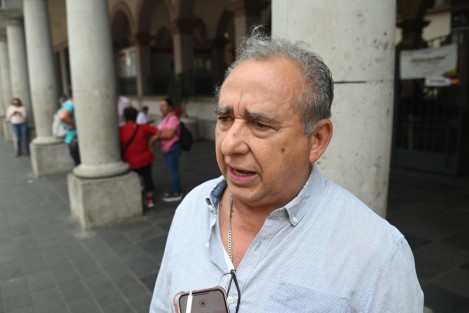 Luis Sardiña, director de Protección Civil Xalapa, dijo que debido a las altas temperaturas que se están registrando en el municipio, se atienden de cuatro a cinco incendios en pastizales. 