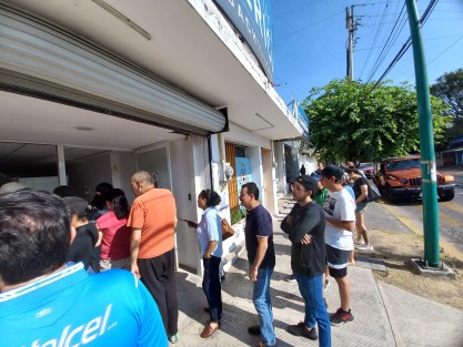 Gran afluencia en casillas se vio en las primeras horas de esta jornada electoral. Veremos cómo transcurre a medida que suba la temperatura. 