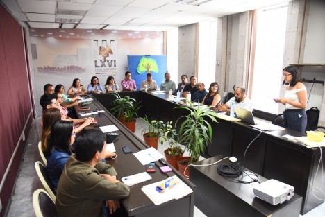 Como parte de las acciones de capacitación para servidores públicos del Poder Legislativo del estado de Veracruz, la Secretaría de Fiscalización del Congreso, realizó el taller de Fiscalización de Obras y Acciones Públicas en Materia de Residuos, dirigida a personal de los departamentos de Capacitación, Asesoría, Revisión y Supervisión a Municipios y de Auditoría y revisión financiera.
