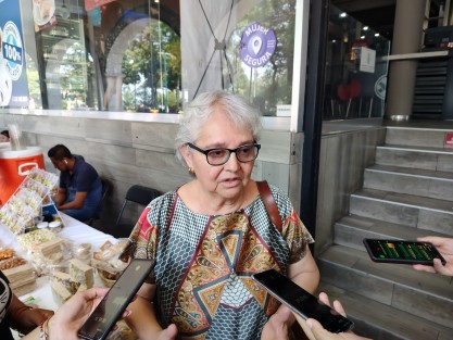María Elena Gutiérrez integrante de Buscando a Nuestros Desaparecidos, señaló que acudieron a la Comisión de Búsqueda de Personas del Estado, para hablar con los vecinos del Panteón Palo Verde de Xalapa, para que no se opongan a la construcción del SSEMEFO proyectado para el análisis de restos óseos depositados en la fosa común. 