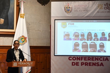 La fiscal Verónica Hernández Giadáns, informó que hay 11 detenidos por este caso, los cuales son presuntos integrantes de una banda de secuestradores y mismos que ya están vinculados a proceso. 
