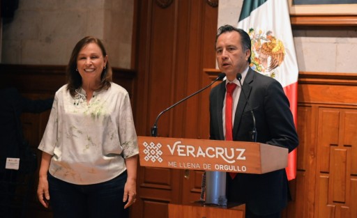 La gobernadora electa de Veracruz, Rocío Nahle, se presentó ante los medios de información durante la conferencia de prensa del gobernador Cuitláhuac García. 