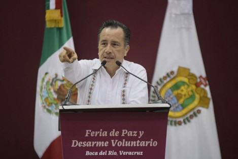 Previo a la inauguración, el gobernador Cuitláhuac García Jiménez enfatizó que la juventud es el sector clave en la construcción del bienestar, por lo cual llamó a estudiantes de secundaria y preparatoria a colaborar en este esfuerzo institucional, conociendo los esquemas de prevención del delito y difundiendo campañas contra el uso de armas y drogas. 