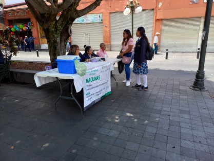 Se lleva a cabo campaña de vacunación en el centro de Orizaba.