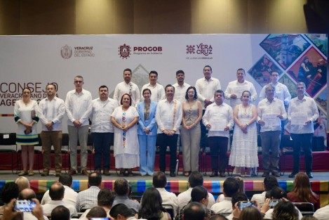 Durante la Sesión Ordinaria del Consejo Veracruzano de la Agenda 2030 se aprobó el Informe Subnacional Voluntario Veracruz 2024 mismo que se enviará a la ONU. 