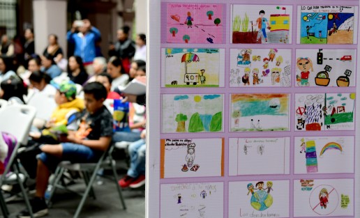 La exposición que se realiza en el marco del Día Mundial contra el Trabajo Infantil se podrá visitar en el patio central de Palacio Municipal hasta el 9 de julio. 
