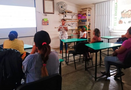 El Ayuntamiento de Xalapa agradece el compromiso de la escuela primaria Héroe de Nacozari  por su compromiso para conformarse como una Escuela Protectora y permitir al equipo de asesoría jurídica de la Secretaría Ejecutiva del SIPINNA Xalapa brindar información y acompañamiento al cuerpo docente para una correcta aplicación de protocolos para la identificación, atención y prevención de la violencia escolar, maltrato infantil y actos de connotación sexual. 